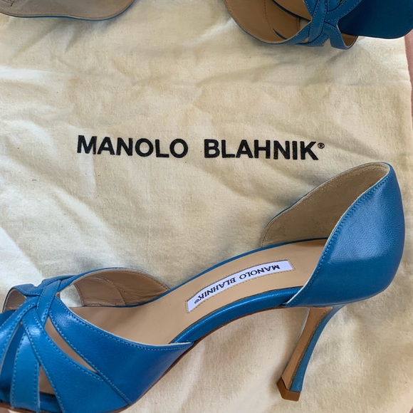 Manolo Blahnik Bianchido heels in cobalt blue - Picture 2 of 3